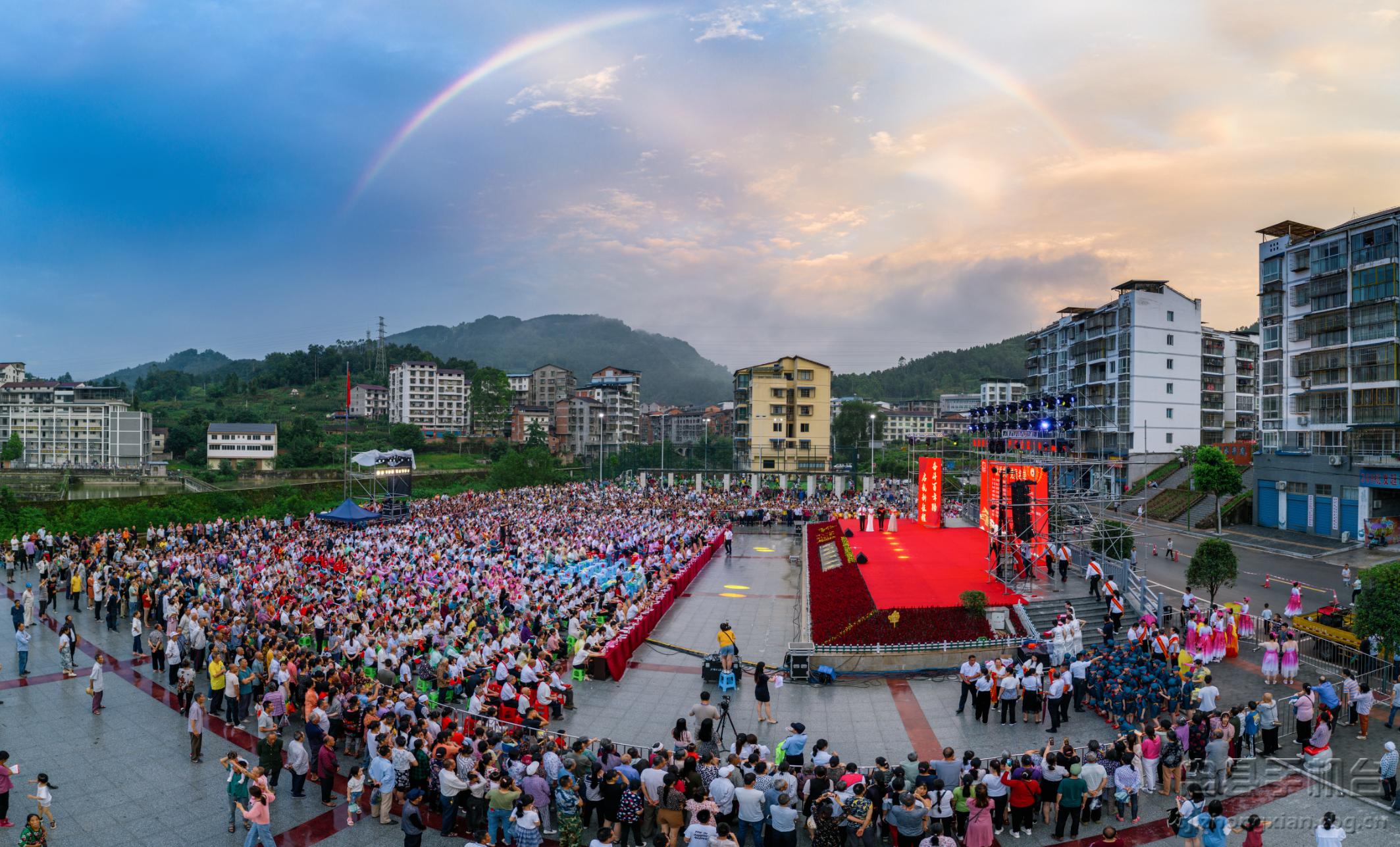 忠县新闻手机台忠县电视台新闻频道-第2张图片-太平洋在线下载